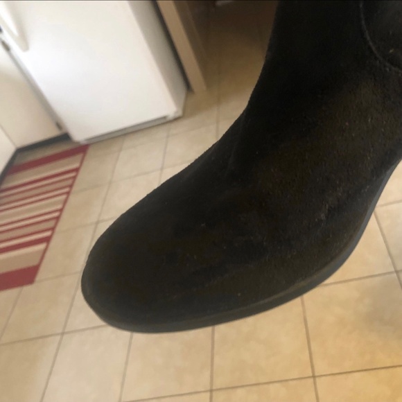 black boots - Picture 6 of 6